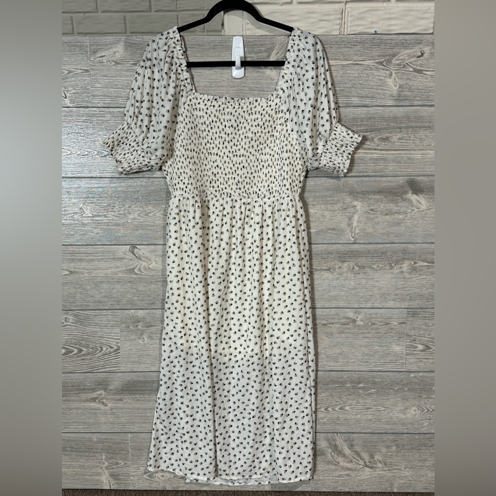 Very J Smocked bodice & sleeve long dress, Size Large, Ivory, Polka Dots - Picture 4 of 8